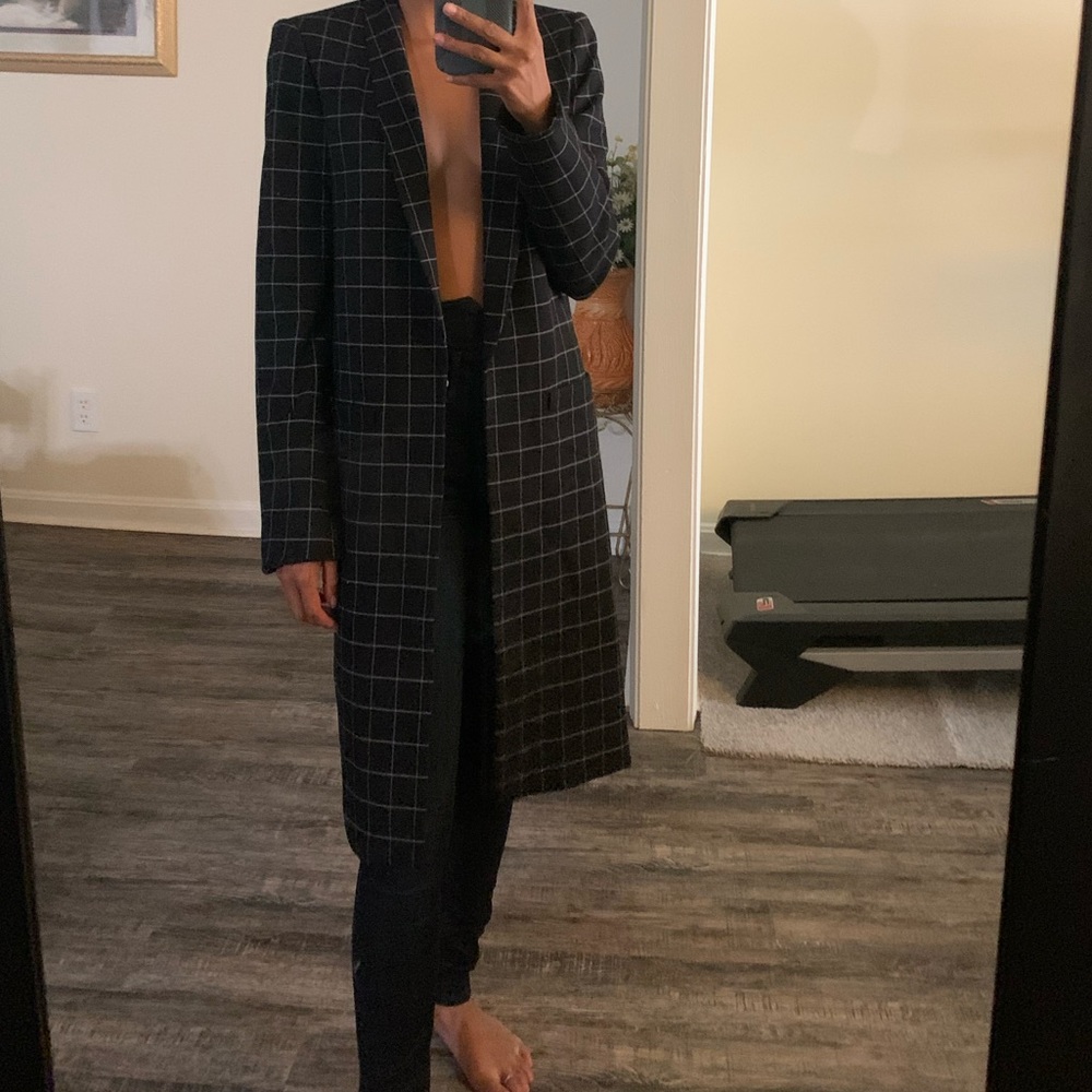 Alice + Olivia Window Pane Long Blazer! XS!